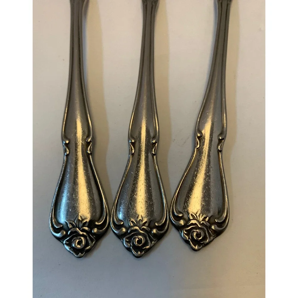 Oneida Stainless 1881 Rogers Arbor Rose True Rose 3 Salad Forks